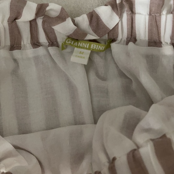 Top - Picture 2 of 2